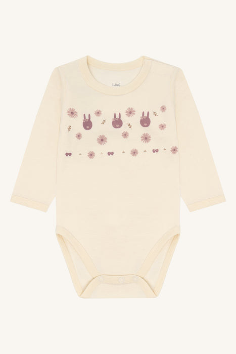 Hust&Claire Baloo playing Offwhite