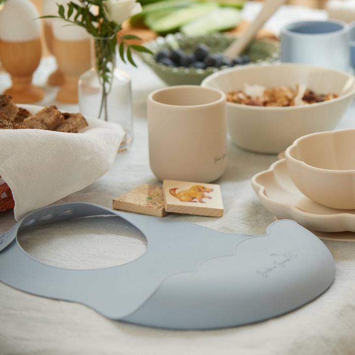 Jack o Juno Poppy bib Glacier grey