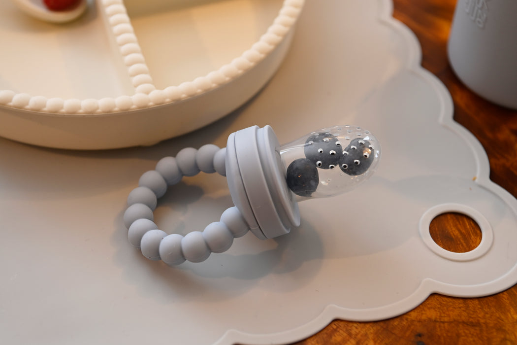 Jack o Juno Bubble fruit feeder Glacier grey